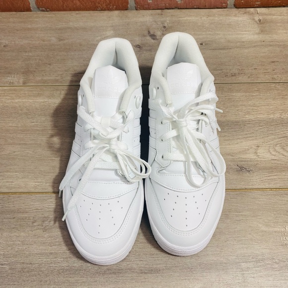 adidas Men's Rivalry Low Shoes size 10 no box - Picture 4 of 13